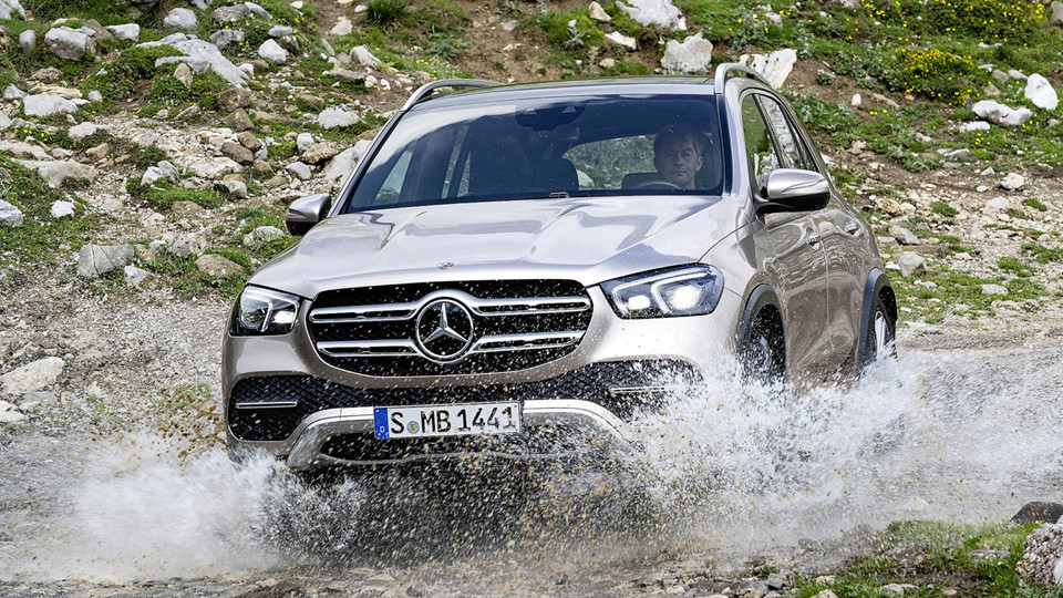 mercedes benz gle 2019 co gia tu 71000 usd tai chau au