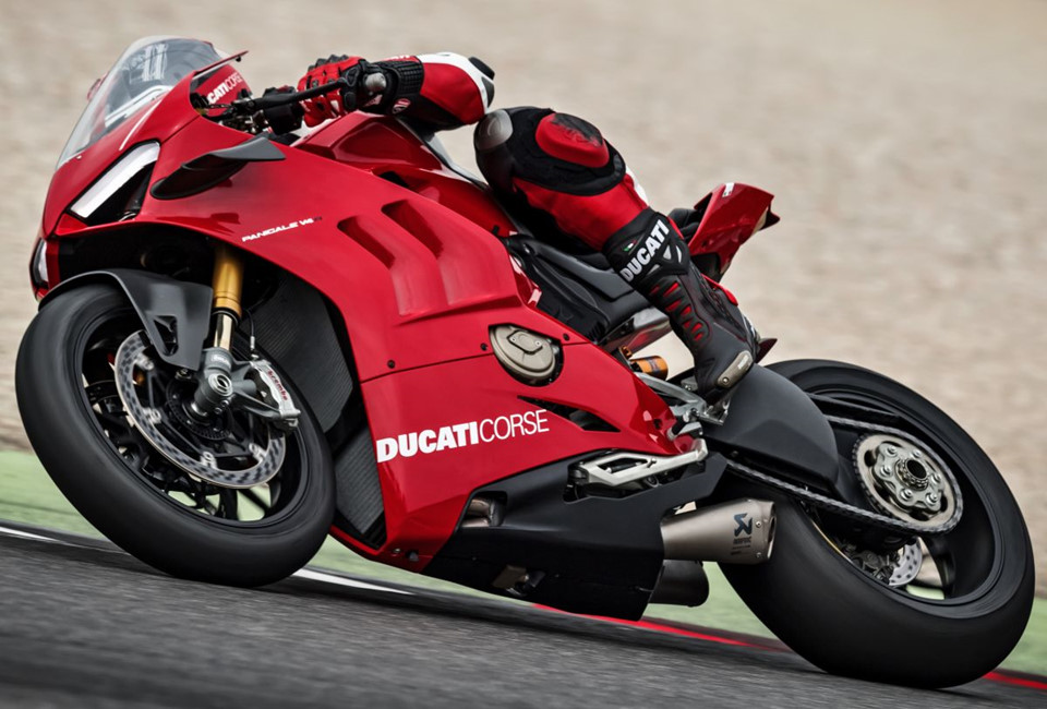 panigale v4 r sieu moto manh nhat cua ducati so huu canh gio