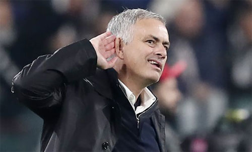 mourinho khuyen phong vien nho fa dich tieng italy