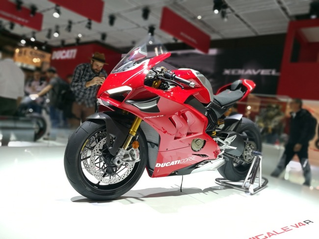 choang ngop 2019 ducati panigale v4r gia tien ty tai eicma 2018