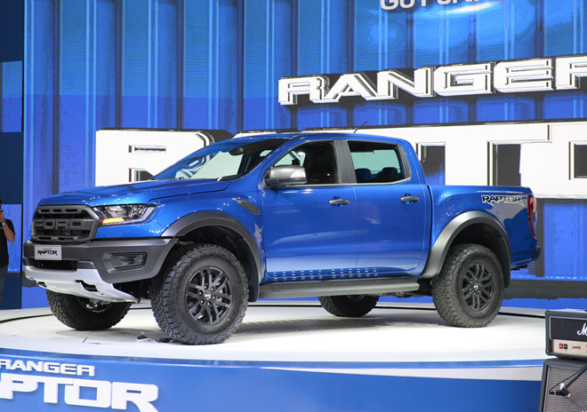 ford ranger raptor loan gia o vn bia kem lac 150 200 trieu