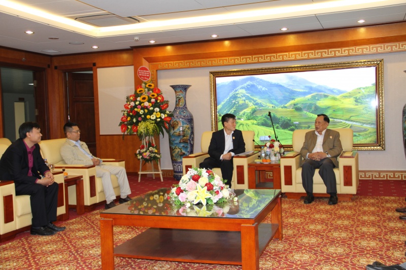 hoi ccb tap doan dkqgvn chuc mung hoi ccb viet nam nhan dip 28 nam thanh lap