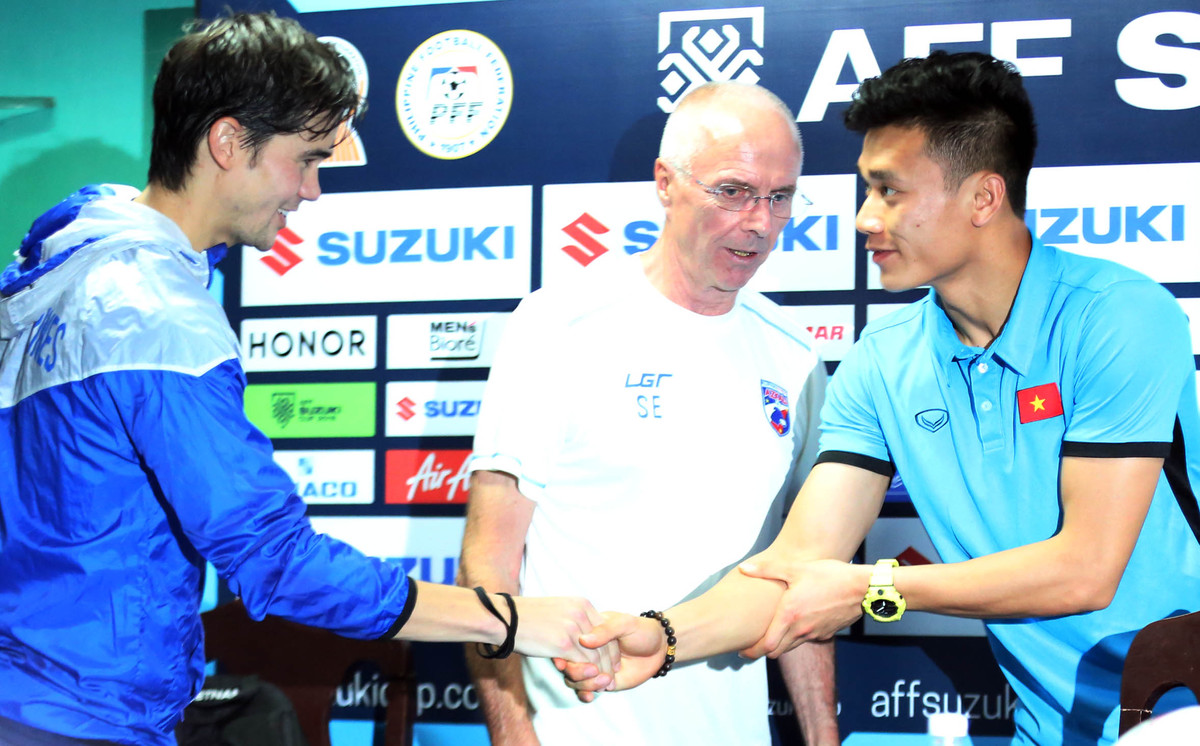 sven eriksson va park hang seo tro chuyen than tinh