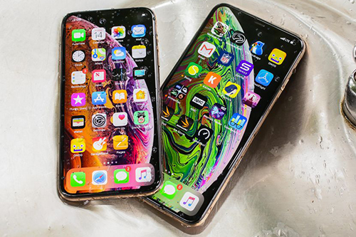 iphone xs max 2019 co the re hon nho samsung