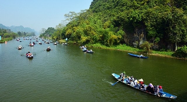 sieu du an du lich tam linh chua huong 15000 ty nen can trong