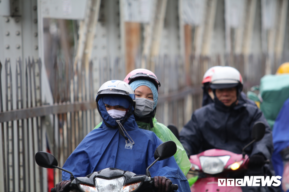 nguoi ha noi co ro chong choi voi dot ret khac nghiet nhat trong 10 nam