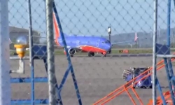 southwest airlines tang 5000 usd cho khach tren chuyen bay no dong co