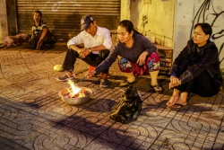 lanh mua dong ve nguoi sai gon un un mua ao chong ret