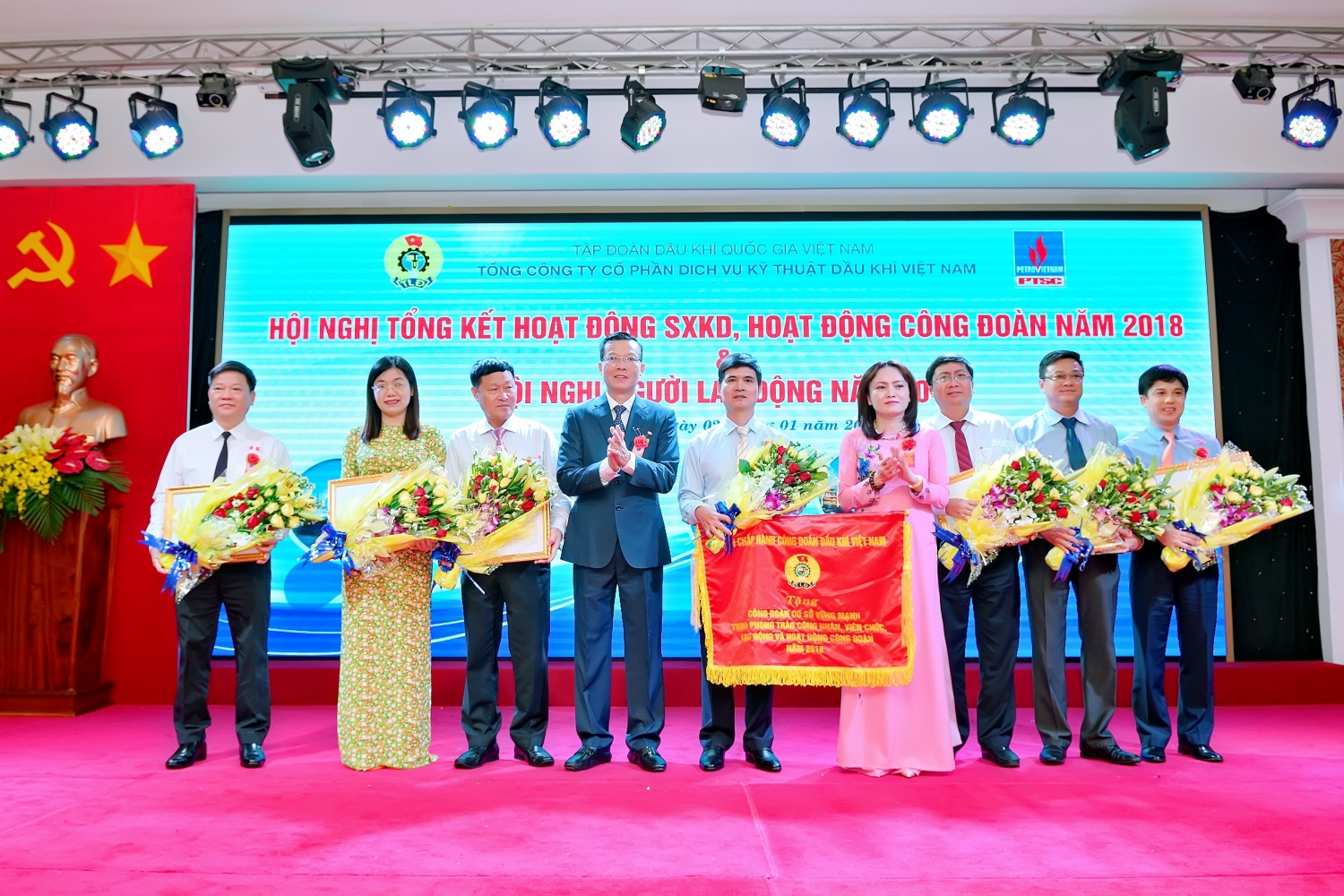 ptsc hoan thanh vuot muc ke hoach sxkd nam 2018 doanh thu hop nhat dat 15000 ty dong