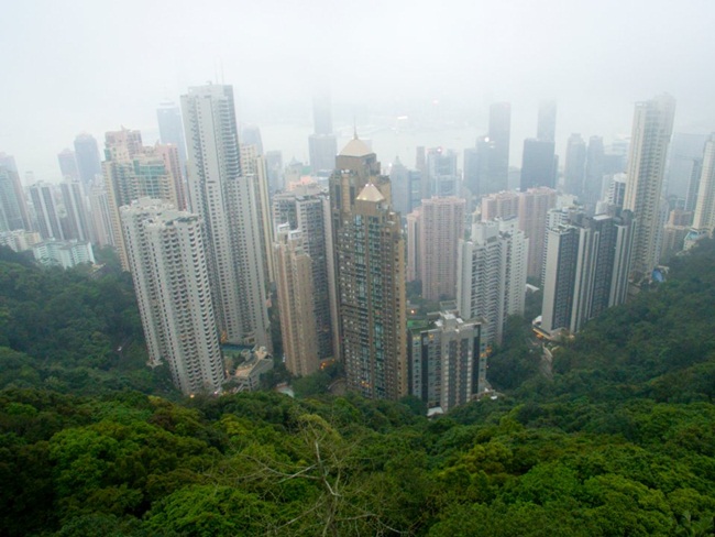 ta i sa n cha t do ng gio i sieu gia u vung tien an choi ra sao o hong kong hoa le