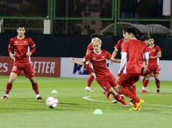 asian cup diem lanh 5 nam qua cho doi tuyen viet nam khi gap iraq