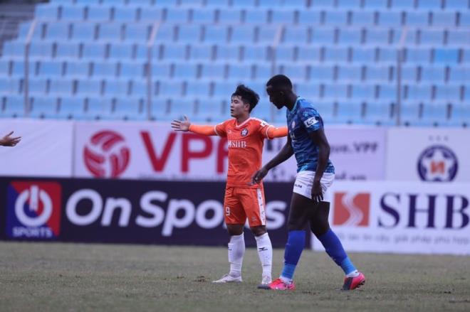 V-League 2021 khai màn: Hà Nội FC, Viettel thua sốc, thầy  ngoại trắng tay - 3