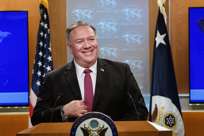 Sự trung thành đến phút cuối của Ngoại trưởng Mike Pompeo với Tổng thống Trump - 2