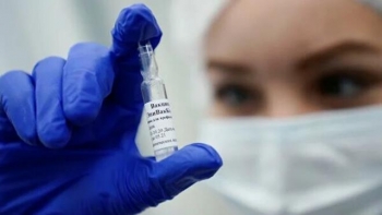 Vaccine EpivacCorona ngừa COVID-19 của Nga đạt hiệu quả 100%
