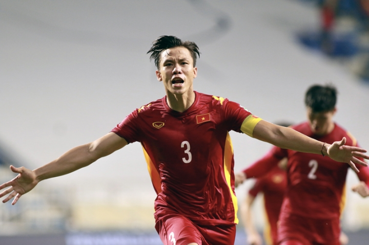 Quế Ngọc Hải mất băng đội trưởng tuyển Việt Nam, HLV Park Hang Seo lý giải  - 1