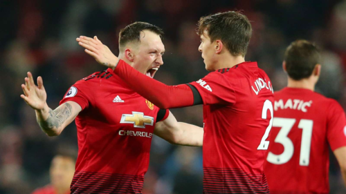 phil jones man utd nhu tro cuoi duoi thoi mourinho