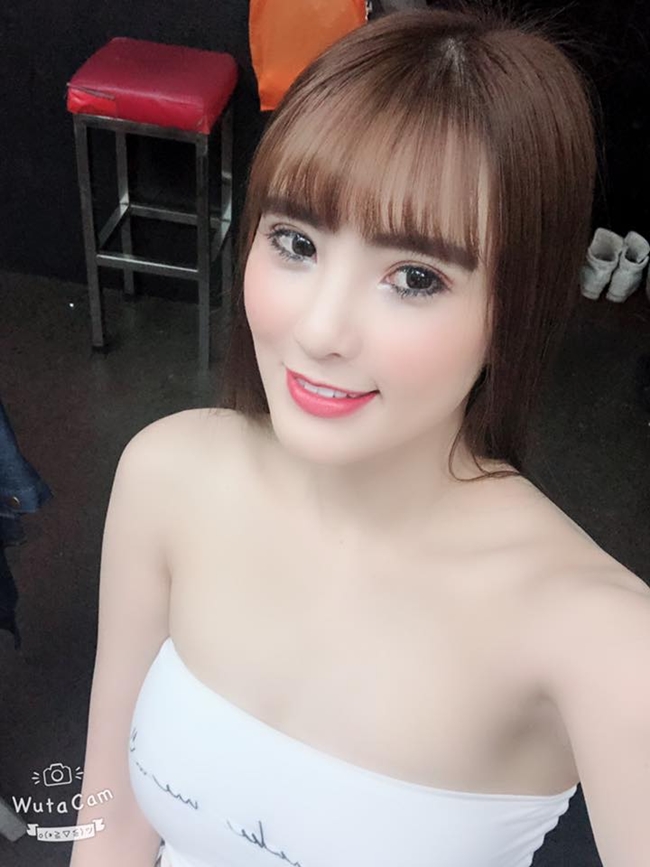 em gai cuu tuyen thu xu nghe khi yeu ban trai nguoi singapore song the nao