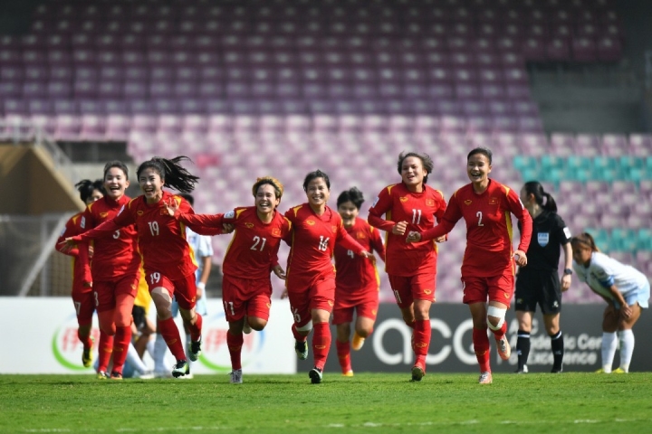 Chuyên gia: 'Cầu thủ nữ Việt Nam có thể chơi bóng ở các giải hạng nhì châu Âu' - 4