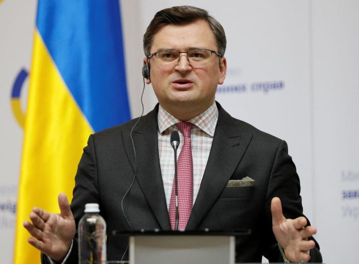 Ukraine yêu cầu OSCE họp khẩn về hoạt động quân sự của Nga - 1