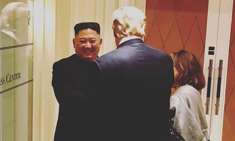 kim jong un tuoi cuoi tam biet trump du khong dat thoa thuan