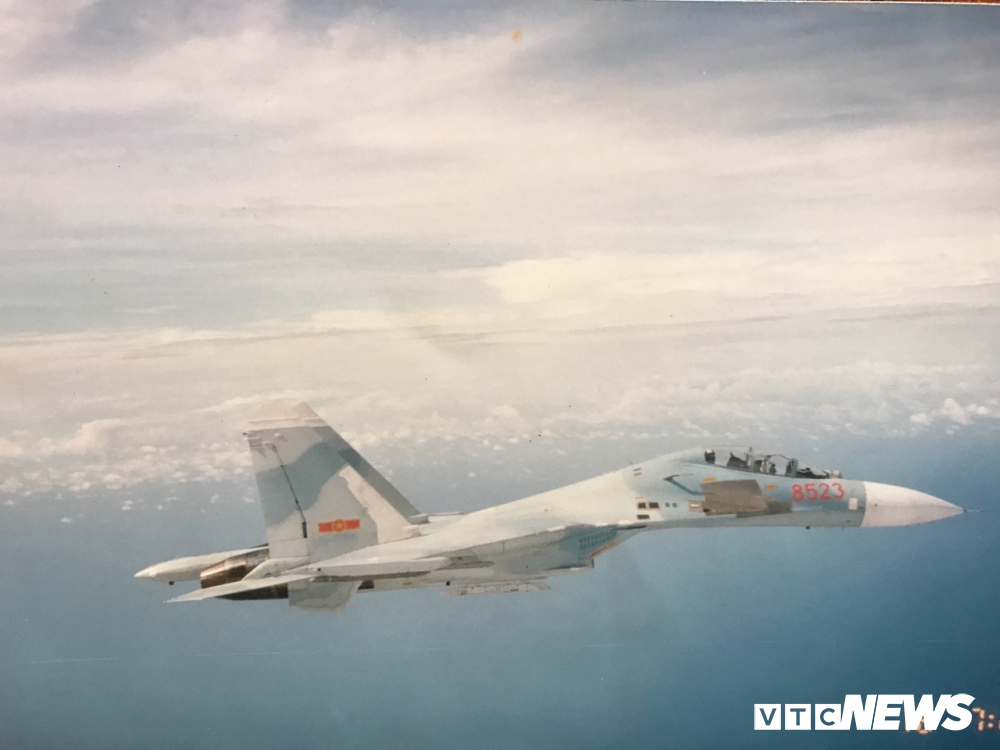 ngay truyen thong bo doi phi cong tro chuyen voi thuong tuong phi cong vo van tuan