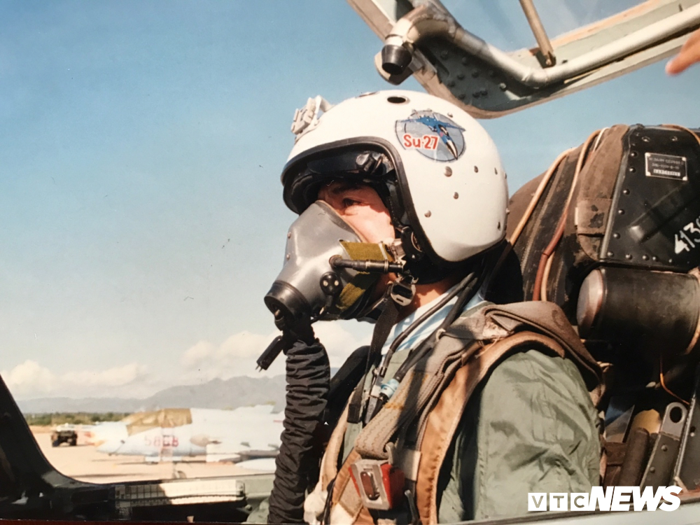 ngay truyen thong bo doi phi cong tro chuyen voi thuong tuong phi cong vo van tuan