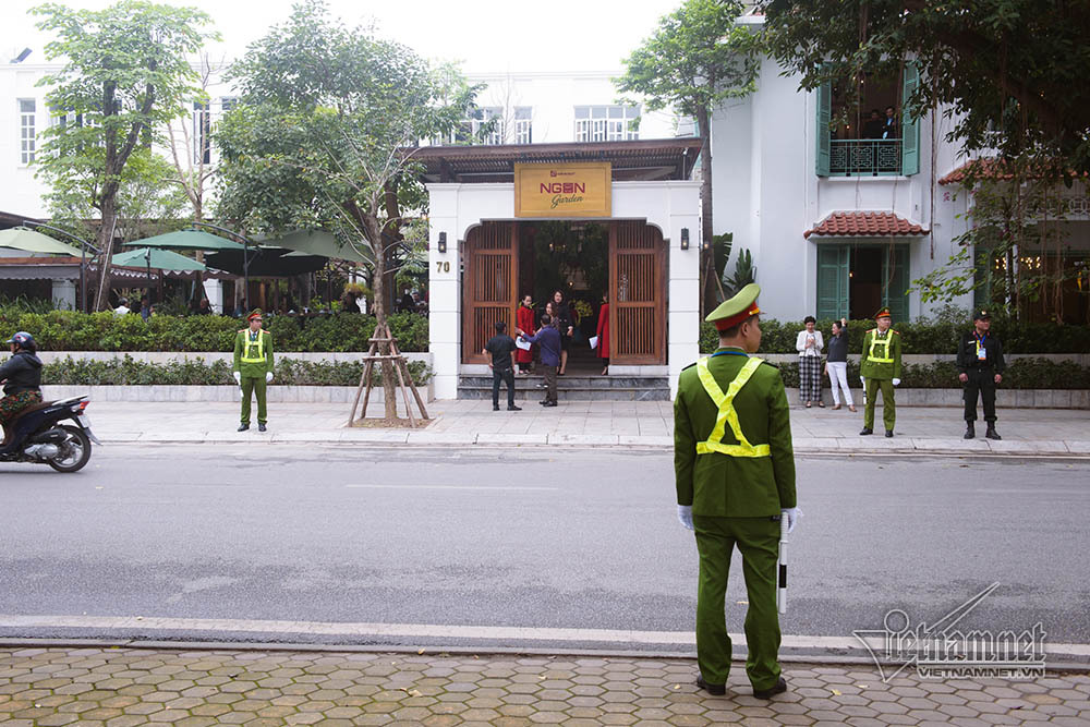 thuc don dac biet cua phai doan trieu tien khi an trua o ha noi