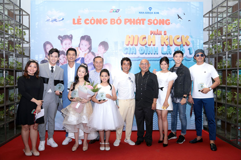 gia dinh la so 1 phan 2 phien ban viet lieu co chung so phan bom xit