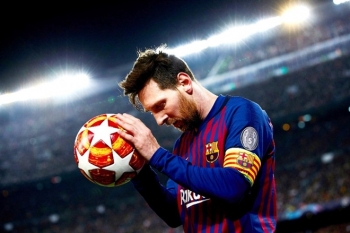 Lionel Messi: Nạn nhân của cuộc chiến quyền lực rung chuyển Barca