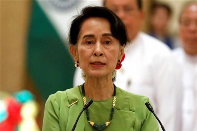 Phong trào biểu tình càng lên cao, bà Aung San Suu Kyi càng bị cáo buộc thêm tội - 1