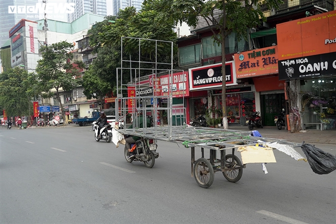 Ảnh: Xe 'thây ma' lộng hành ở Hà Nội đe doạ người dân, ngang nhiên qua mặt CSGT - 4