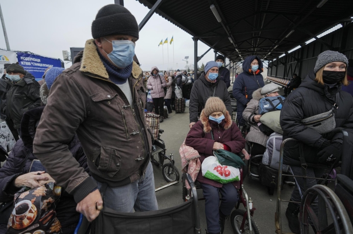 Ảnh: Hơn 500.000 người rời khỏi Ukraine - 7