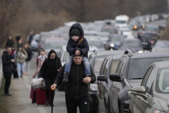 Ảnh: Hơn 500.000 người rời khỏi Ukraine