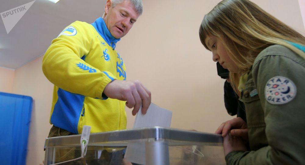 ukraine ngheo di nhung thu nhap tong thong tang 95 lan trong 1 nam