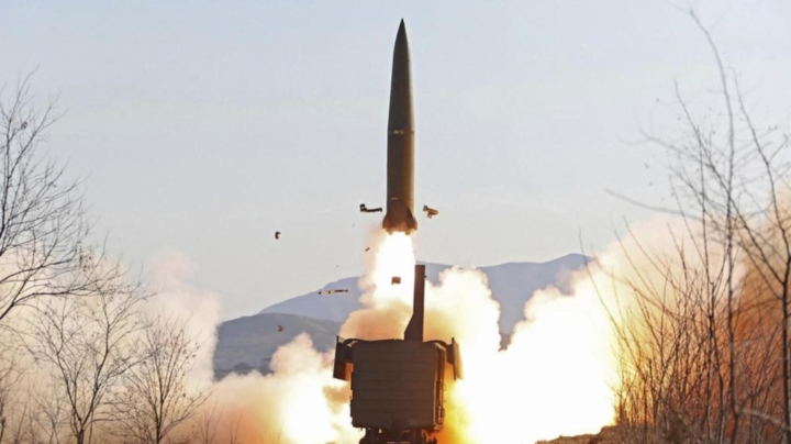 Mỹ giáng đòn trừng phạt mới với Triều Tiên sau loạt vụ phóng tên lửa  - 1