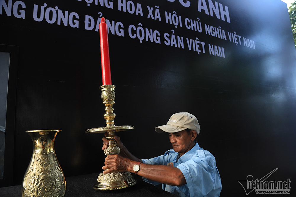 hinh anh noi an nghi cua dai tuong le duc anh