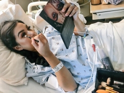 be gai 5 tuoi mang thai 7 thang tro thanh ba me tre nhat the gioi