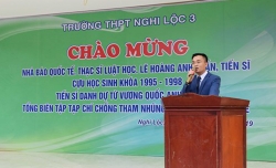 the nha bao quoc te cua le hoang anh tuan gia chi hon 4 trieu dong