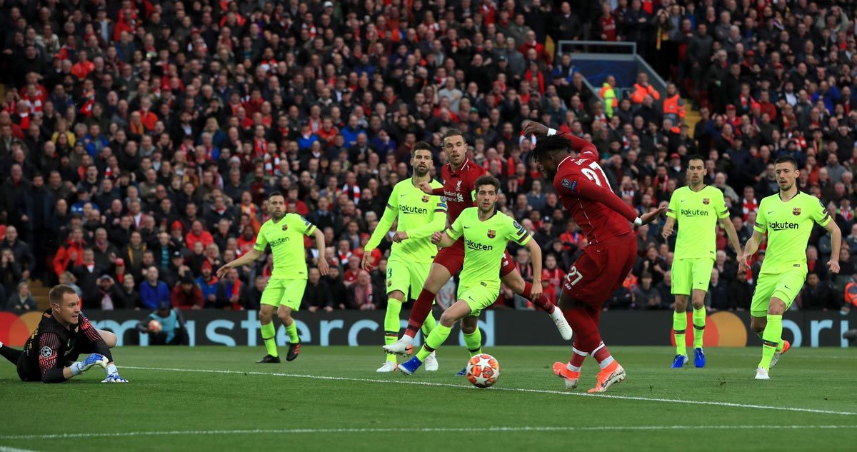 liverpool vao chung ket nhung trai tim qua cam