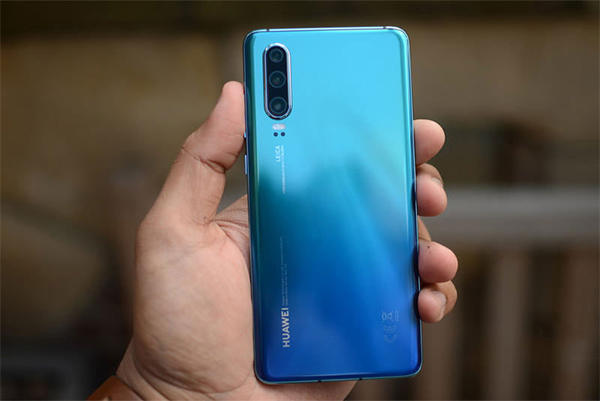 gia dien thoai huawei p30 giam soc chi con khoang 3 trieu dong