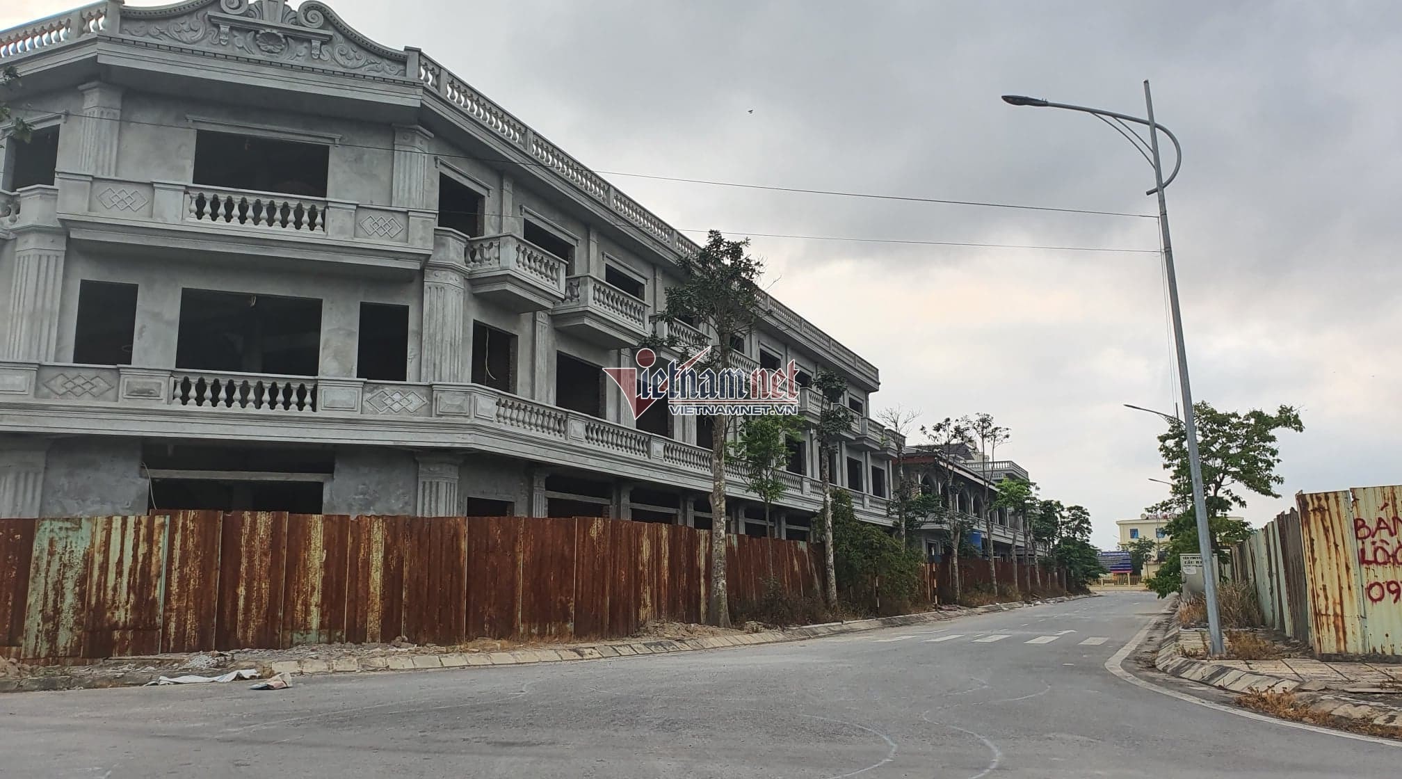 goi hang duong nhue gui len ha noi va nhung lo dat vang tu nhan so huu