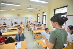 de thi chuyen kho nhieu thi sinh ha noi lo khong qua duoc diem 5