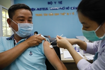 TP HCM cần 2,3 triệu liều vaccine cho 10 nhóm ưu tiên