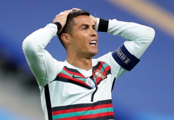 Ronaldo lỡ cơ hội phá kỷ lục thế giới