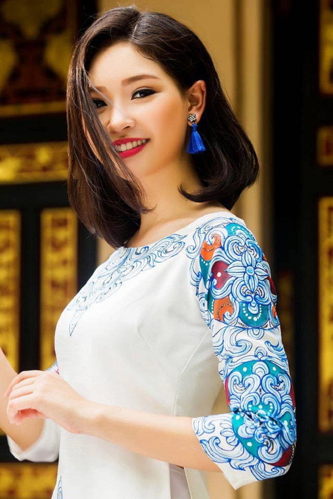 gia dinh sai gon toan hoa hau em ut xinh nhu tien 2 chi dep tua hoa