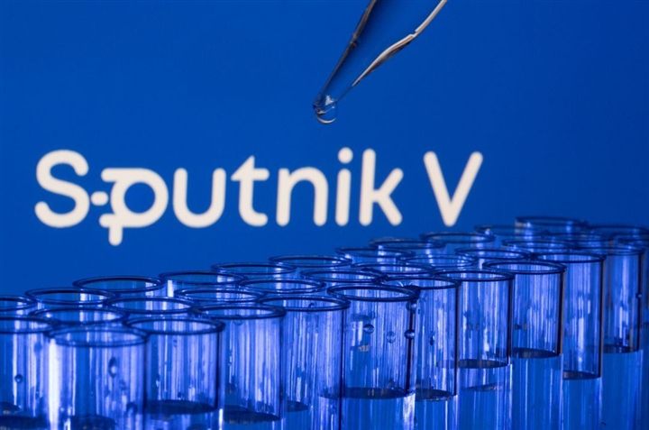 Slovakia bán lại vaccine Sputnik V cho Nga - 1