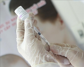 Bộ Y tế yêu cầu tăng tốc độ tiêm vaccine, đúng đối tượng