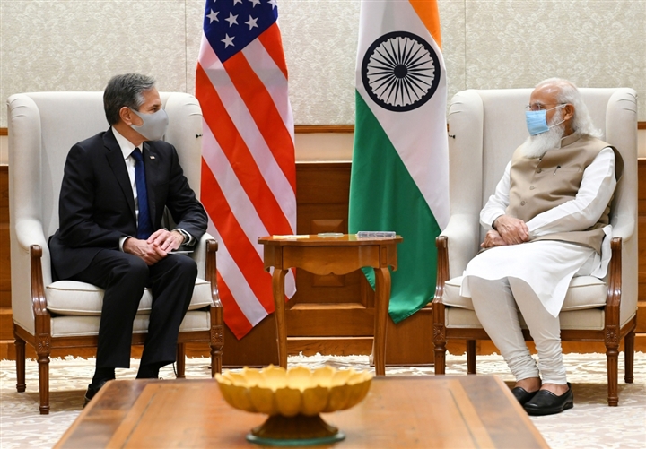 Sang Ấn Độ, Ngoại trưởng Mỹ tặng quà trị giá 25 triệu USD - 1