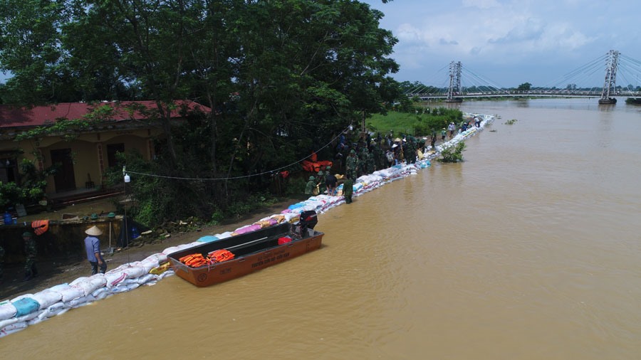 ngoai thanh ha noi trong tran lut lich su khong co chuyen thanh pho tho o voi nguoi dan