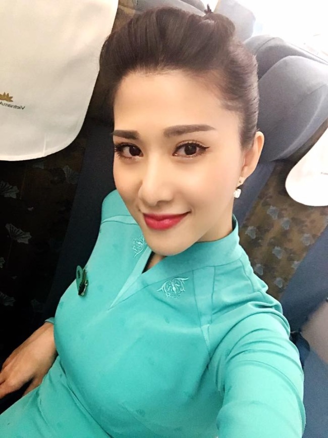 nhung nu tiep vien hang khong viet nam noi tieng tai sac ven toan